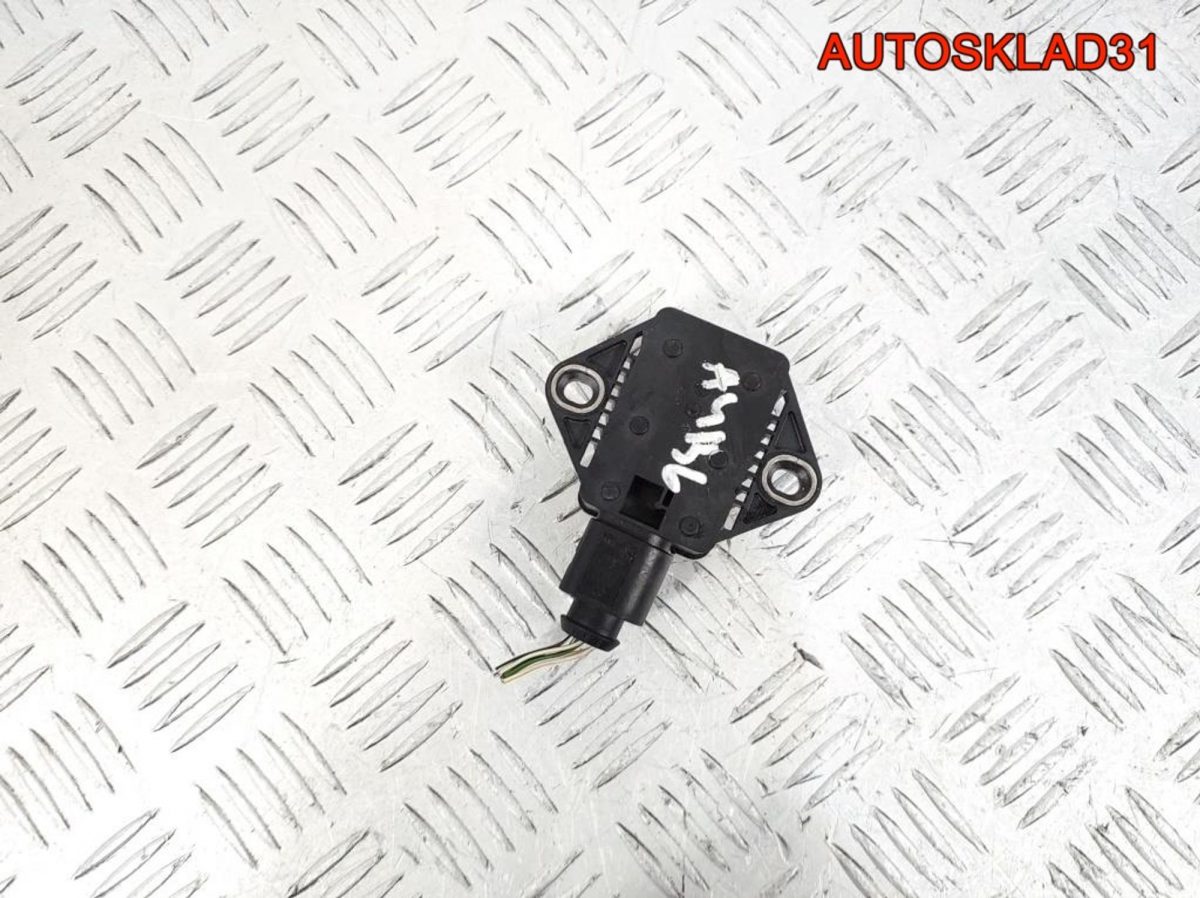 Датчик ускорения Audi A8 D3 8E0907637A - АвтоСклад31.рф - авторазборка контрактные б/у запчасти в г. Белгород