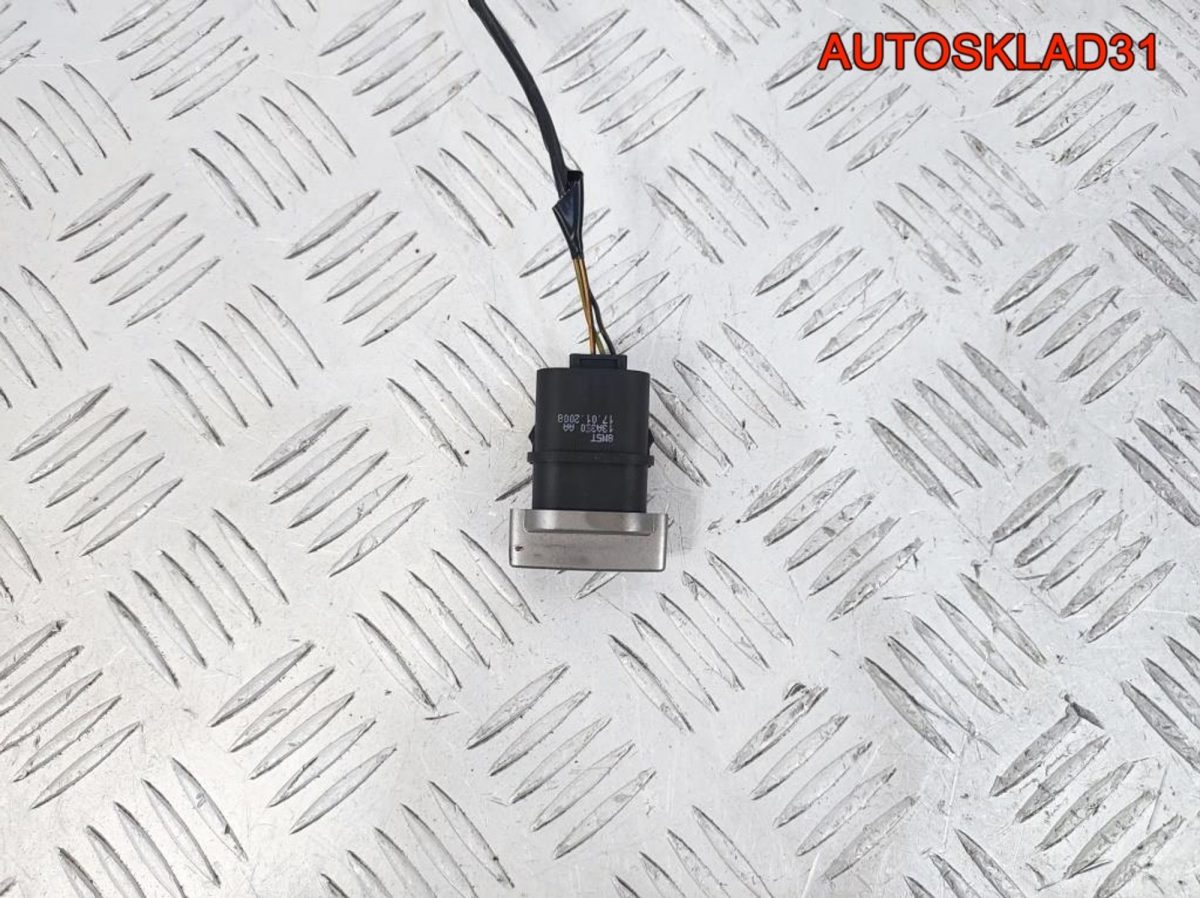 Кнопка аварики Ford Focus 2 8M5T13A350AA - АвтоСклад31.рф - авторазборка контрактные б/у запчасти в г. Белгород