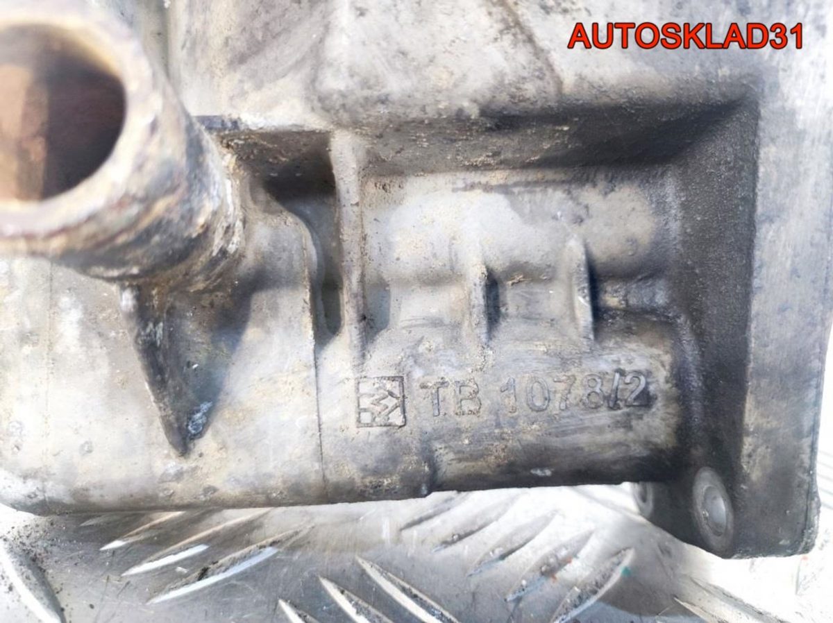 Фланец системы охлаждения Vito 638 A6112000690 - АвтоСклад31.рф - авторазборка контрактные б/у запчасти в г. Белгород