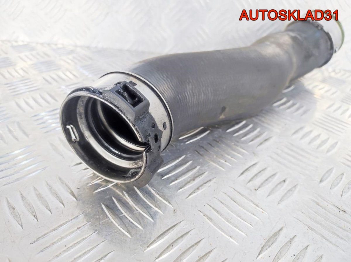 Патрубок интеркулера BMW E90 N47D20C 11617812619 - АвтоСклад31.рф - авторазборка контрактные б/у запчасти в г. Белгород