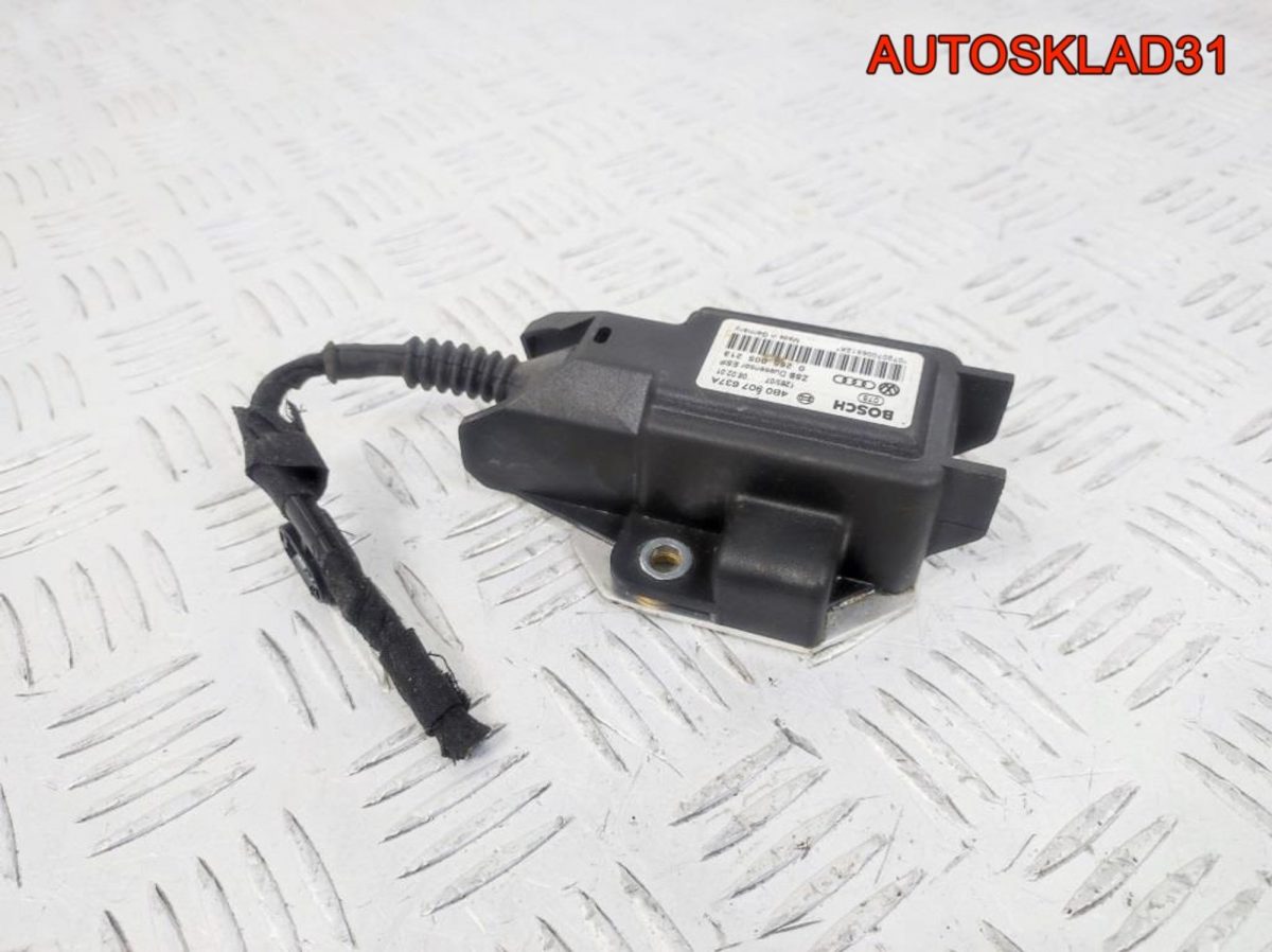 Датчик ускорения Volkswagen Passat B5 4B0907637A - АвтоСклад31.рф - авторазборка контрактные б/у запчасти в г. Белгород