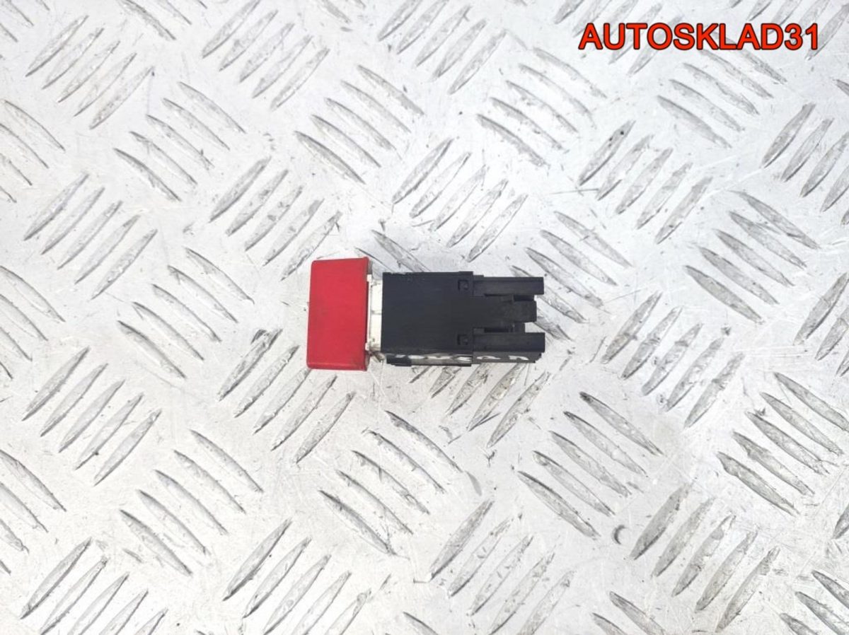 Кнопка аварийной остановки VW Caddy 3 1T0953509 - АвтоСклад31.рф - авторазборка контрактные б/у запчасти в г. Белгород