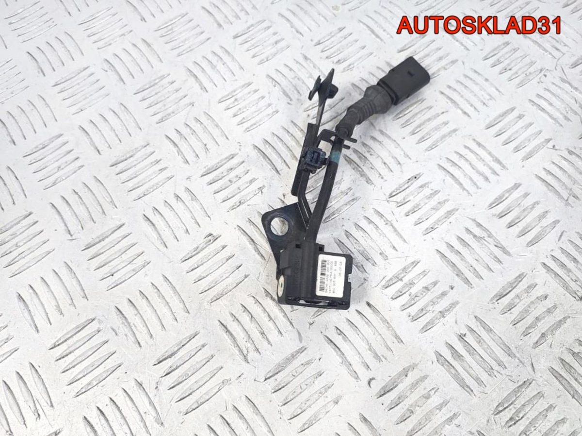 Датчик ускорения пневмоподвески Audi A8 4E0907651G - АвтоСклад31.рф - авторазборка контрактные б/у запчасти в г. Белгород
