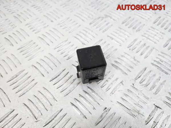 Бачок расширительный VW Passat B5 AZX 3B0121403B - АвтоСклад31.рф - авторазборка контрактные б/у запчасти в г. Белгород
