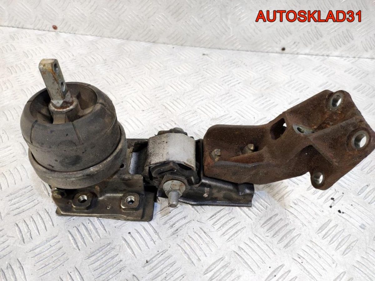 Опора двигателя левая VW Sharan 7M0199131AF - АвтоСклад31.рф - авторазборка контрактные б/у запчасти в г. Белгород