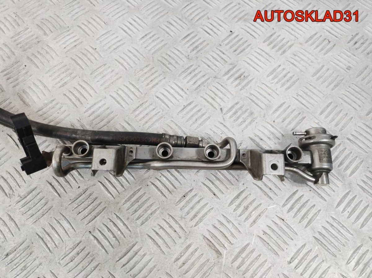 Рейка топливная VW Passat B5 2.0 AZM 06B133313M - АвтоСклад31.рф - авторазборка контрактные б/у запчасти в г. Белгород