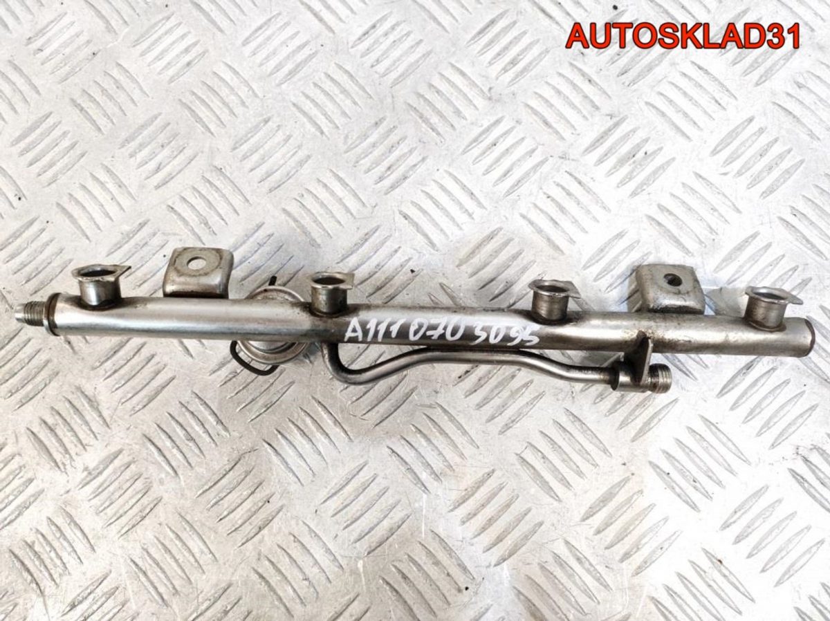 Рейка топливная Mercedes Benz W203 A1110703095 - АвтоСклад31.рф - авторазборка контрактные б/у запчасти в г. Белгород