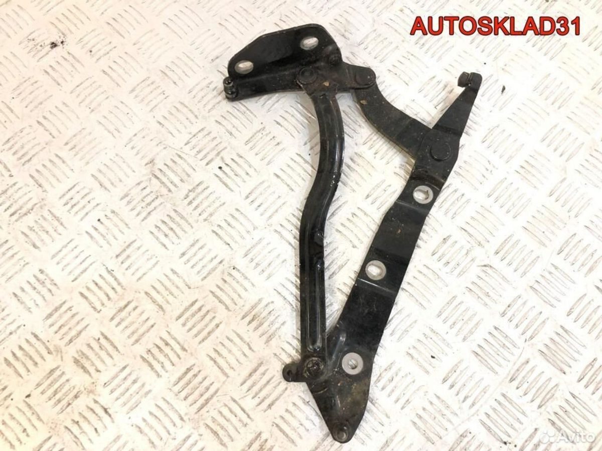 Петля крышки багажника левая Audi A8 D3 4E0827299C - АвтоСклад31.рф - авторазборка контрактные б/у запчасти в г. Белгород