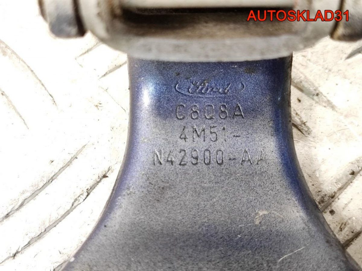 Петля двери багажника Ford Focus 2 4M51N42900AA - АвтоСклад31.рф - авторазборка контрактные б/у запчасти в г. Белгород