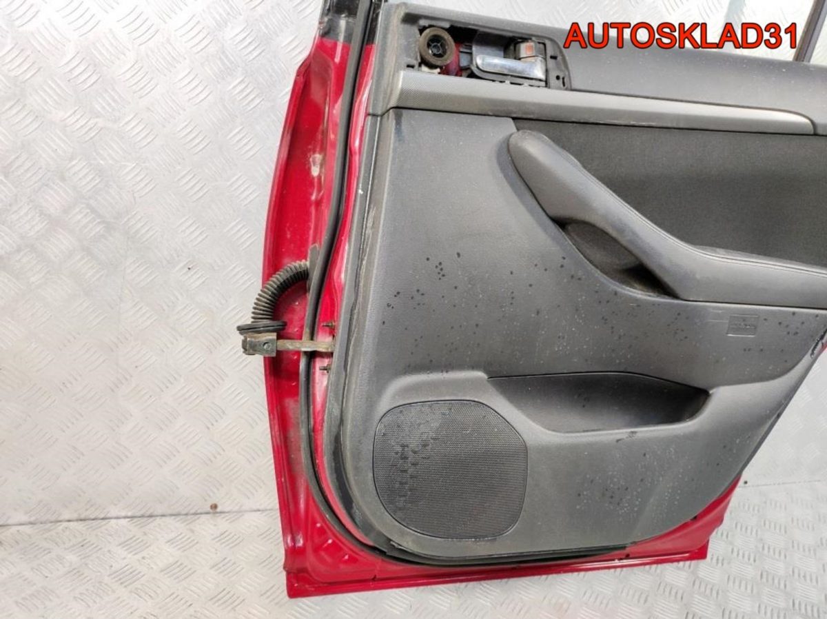 Дверь задняя правая Голая Toyota Avensis 2 Combi - АвтоСклад31.рф - авторазборка контрактные б/у запчасти в г. Белгород