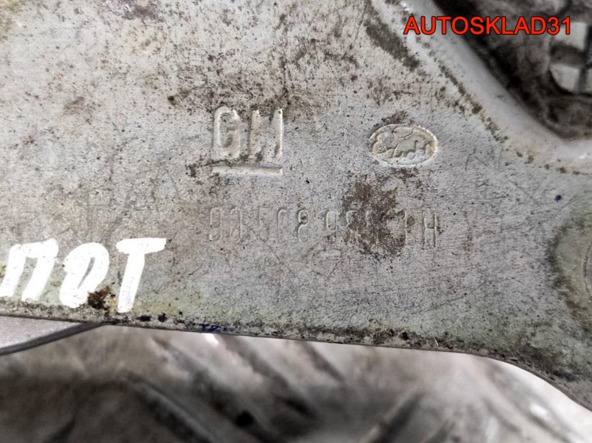 Петля капота левая Opel Vectra B 90508955 - АвтоСклад31.рф - авторазборка контрактные б/у запчасти в г. Белгород