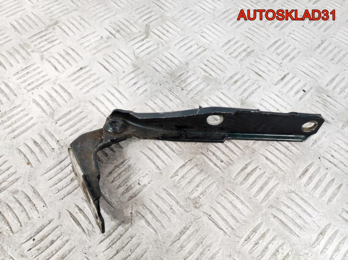 Петля капота левая Audi A6 C5 4B0823301D - АвтоСклад31.рф - авторазборка контрактные б/у запчасти в г. Белгород