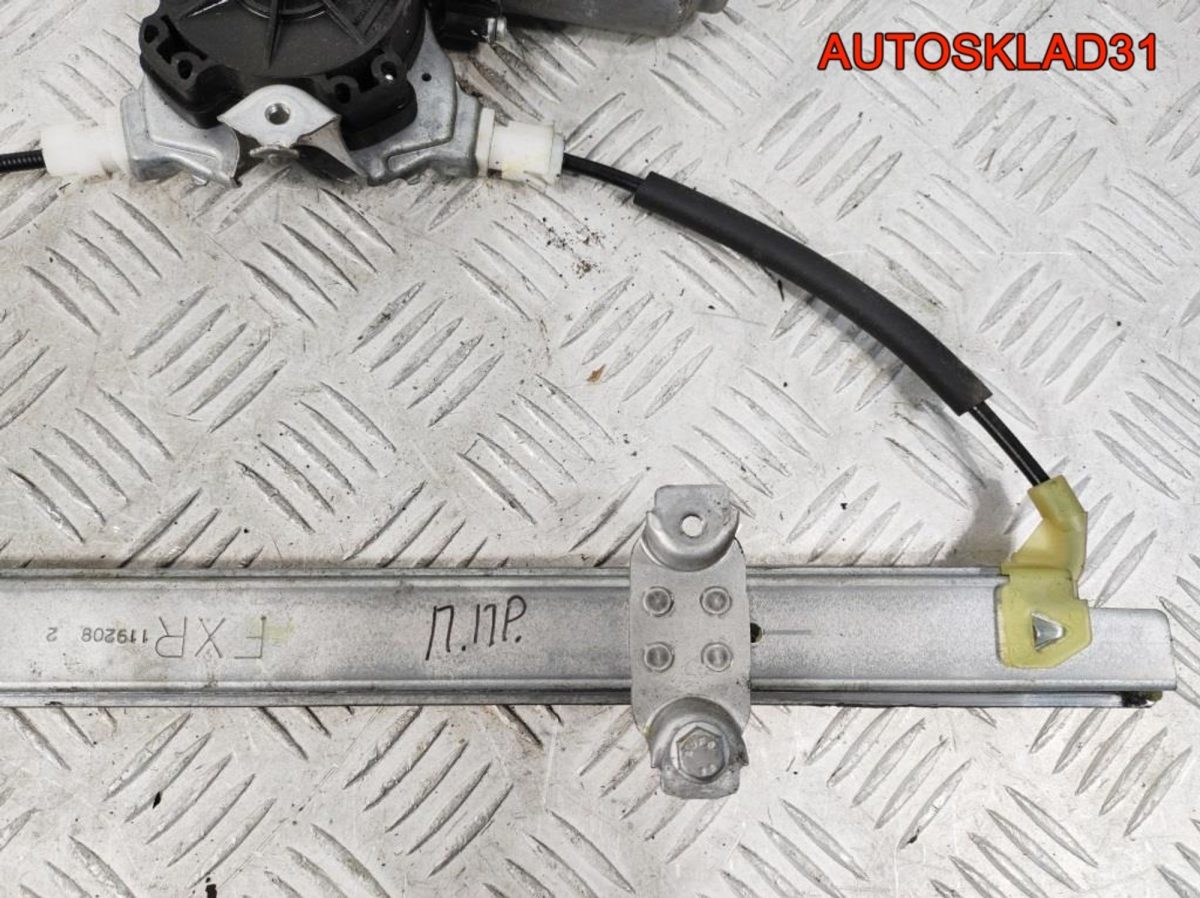 Стеклоподъемник передней правый Nissan Note E11 - АвтоСклад31.рф - авторазборка контрактные б/у запчасти в г. Белгород