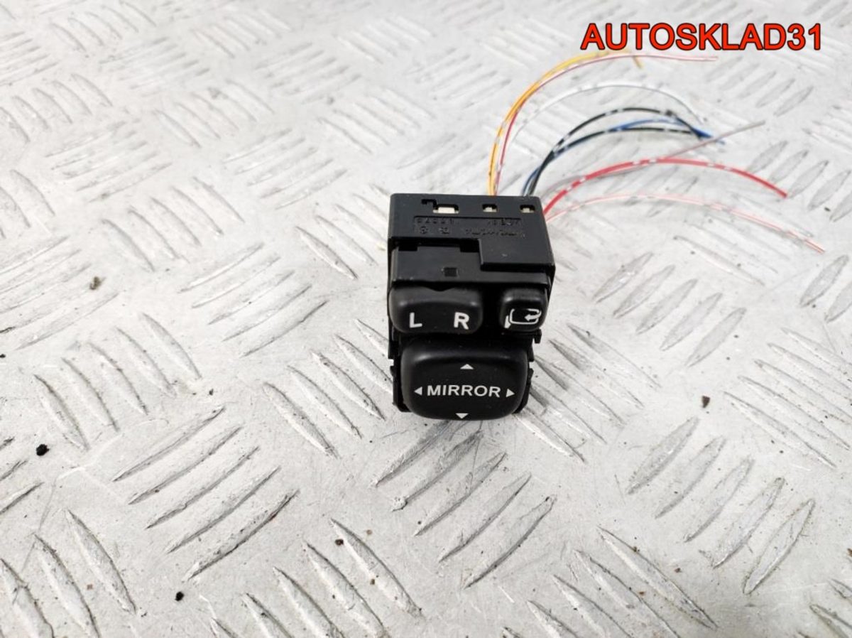 Переключатель регулировки зеркала Subaru Forester - АвтоСклад31.рф - авторазборка контрактные б/у запчасти в г. Белгород