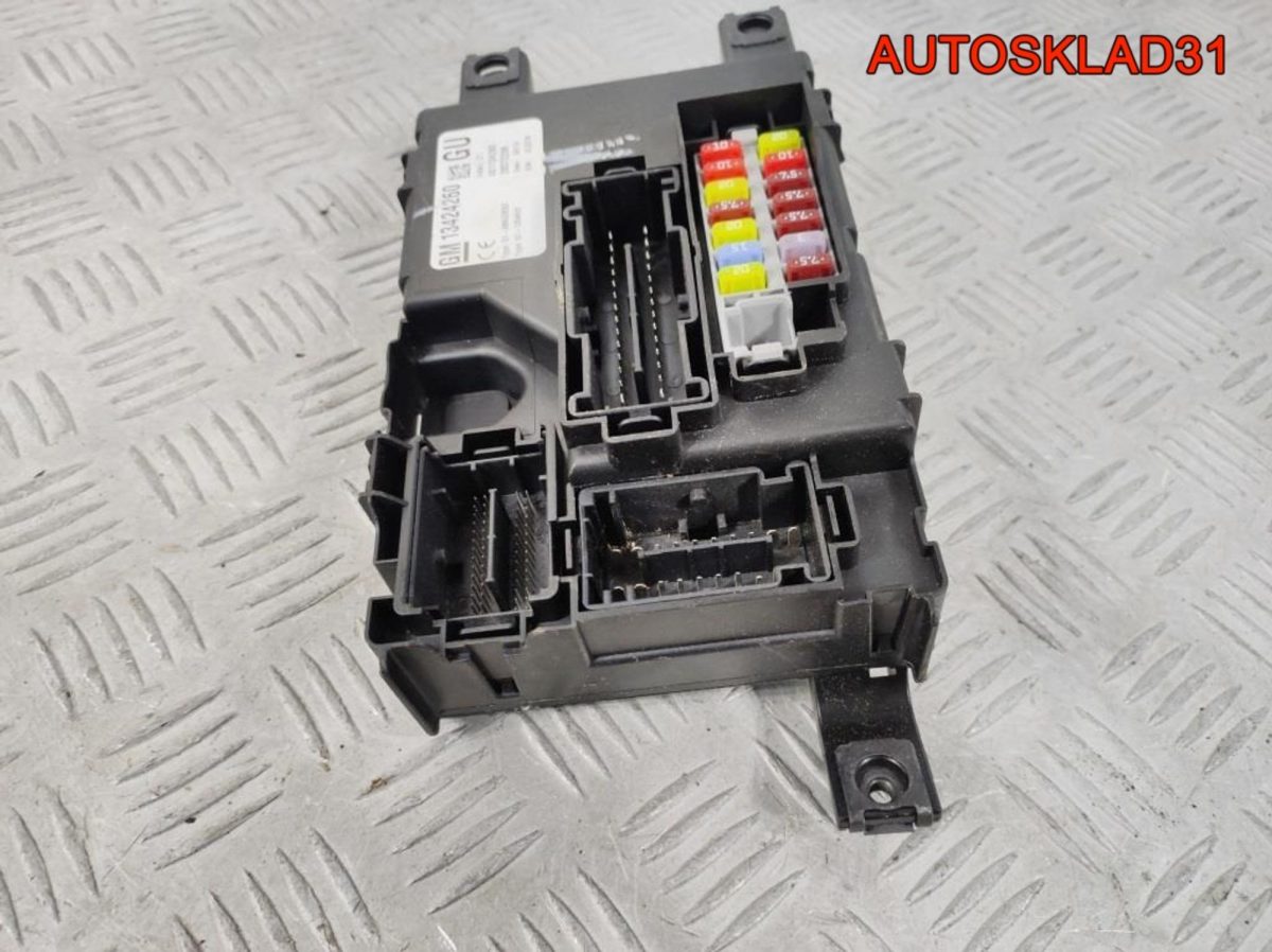 Блок предохранителей Opel Corsa D 13424260 - АвтоСклад31.рф - авторазборка контрактные б/у запчасти в г. Белгород