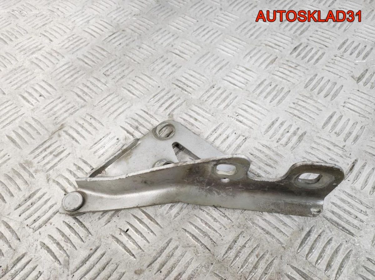Петля капота правая Opel Astra H 13213448 - АвтоСклад31.рф - авторазборка контрактные б/у запчасти в г. Белгород