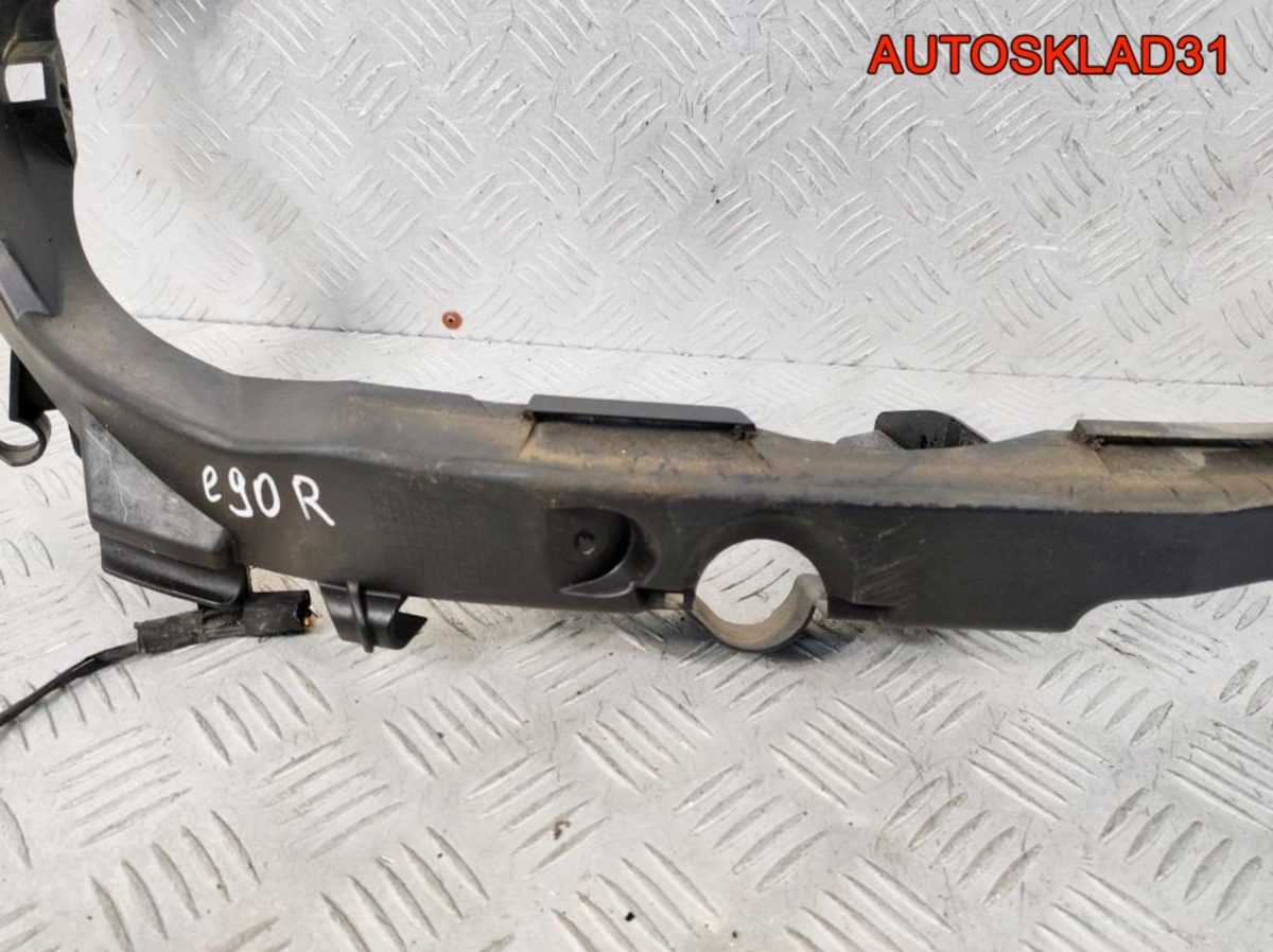 Кронштейн фар правый BMW E90 51117116708 - АвтоСклад31.рф - авторазборка контрактные б/у запчасти в г. Белгород