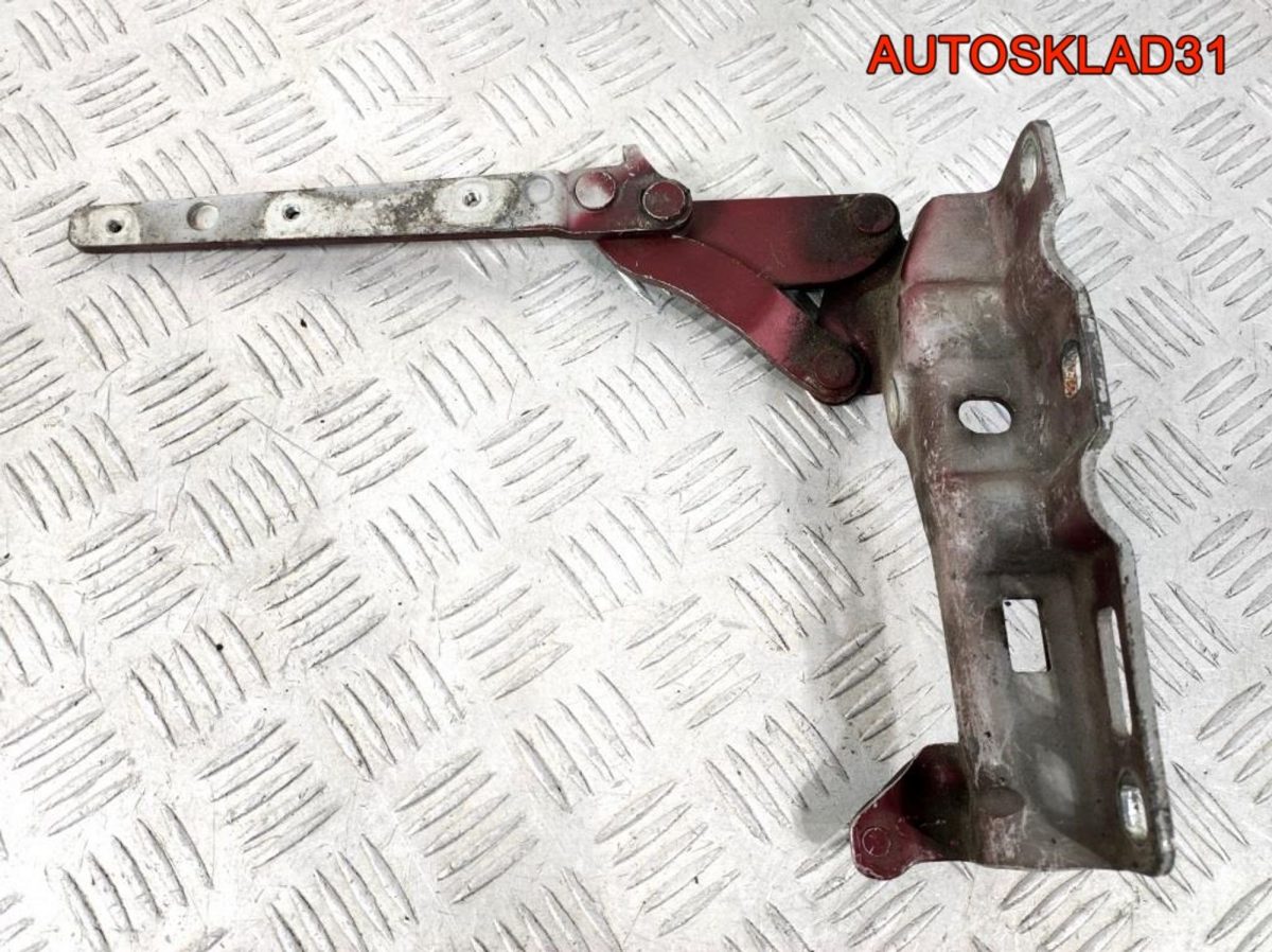 Петля капота левая Mercedes Benz W203 A2038800328 - АвтоСклад31.рф - авторазборка контрактные б/у запчасти в г. Белгород