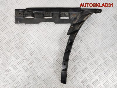 Направляющая зад бампера правая VW Passat B5 Combi - АвтоСклад31.рф - авторазборка контрактные б/у запчасти в г. Белгород