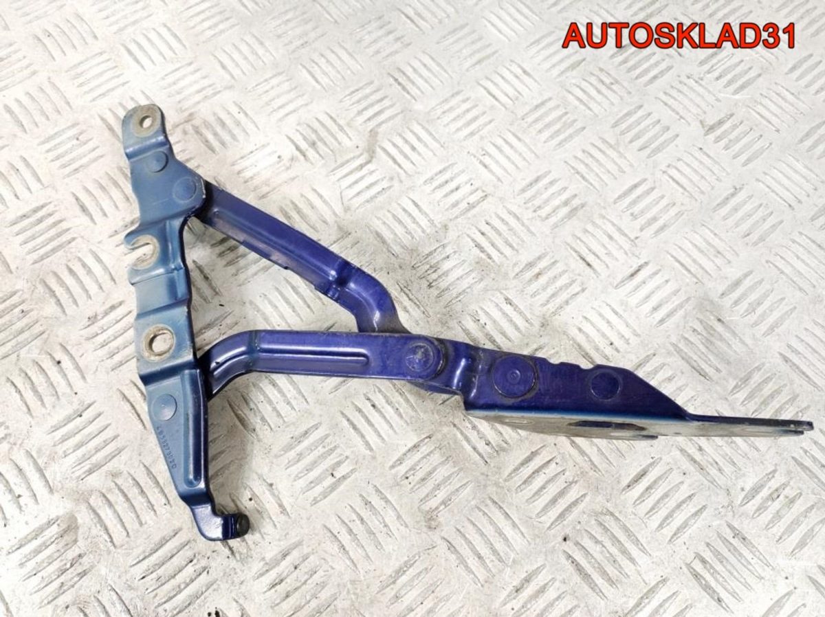 Петля багажника правая Audi A6 C5 4B5827302C - АвтоСклад31.рф - авторазборка контрактные б/у запчасти в г. Белгород