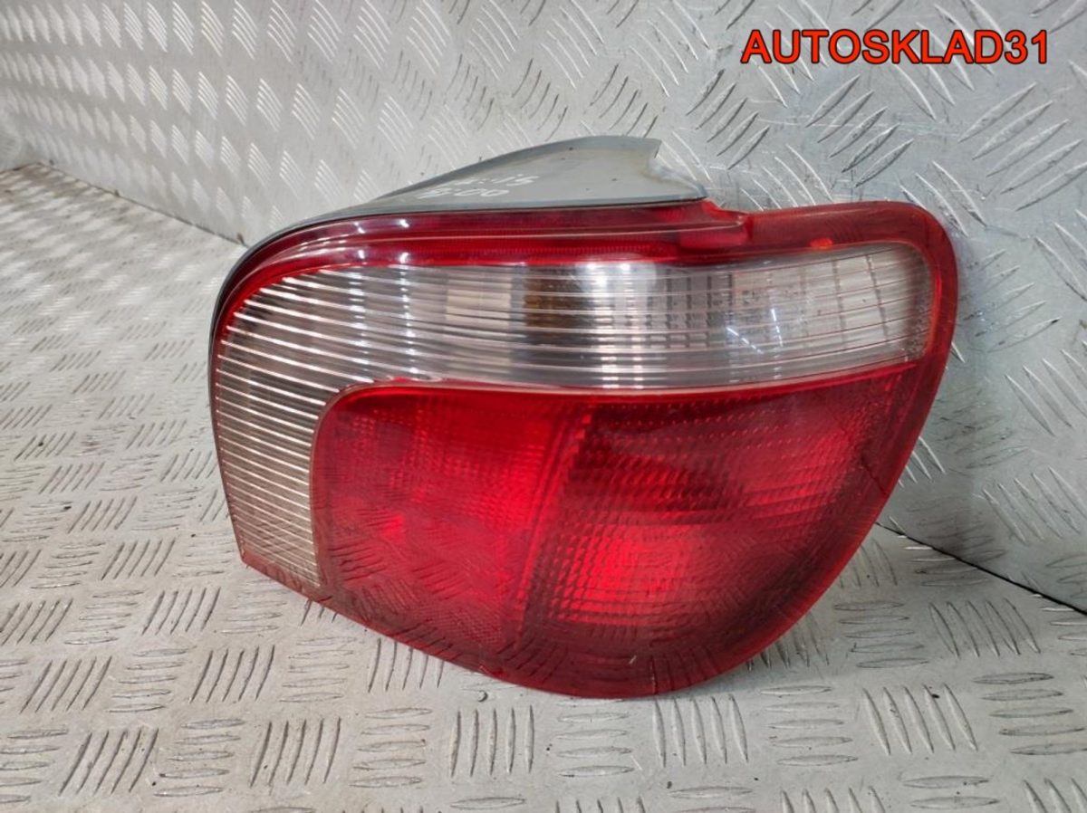 Фонарь задний правый Toyota Yaris 8155052130 - АвтоСклад31.рф - авторазборка контрактные б/у запчасти в г. Белгород