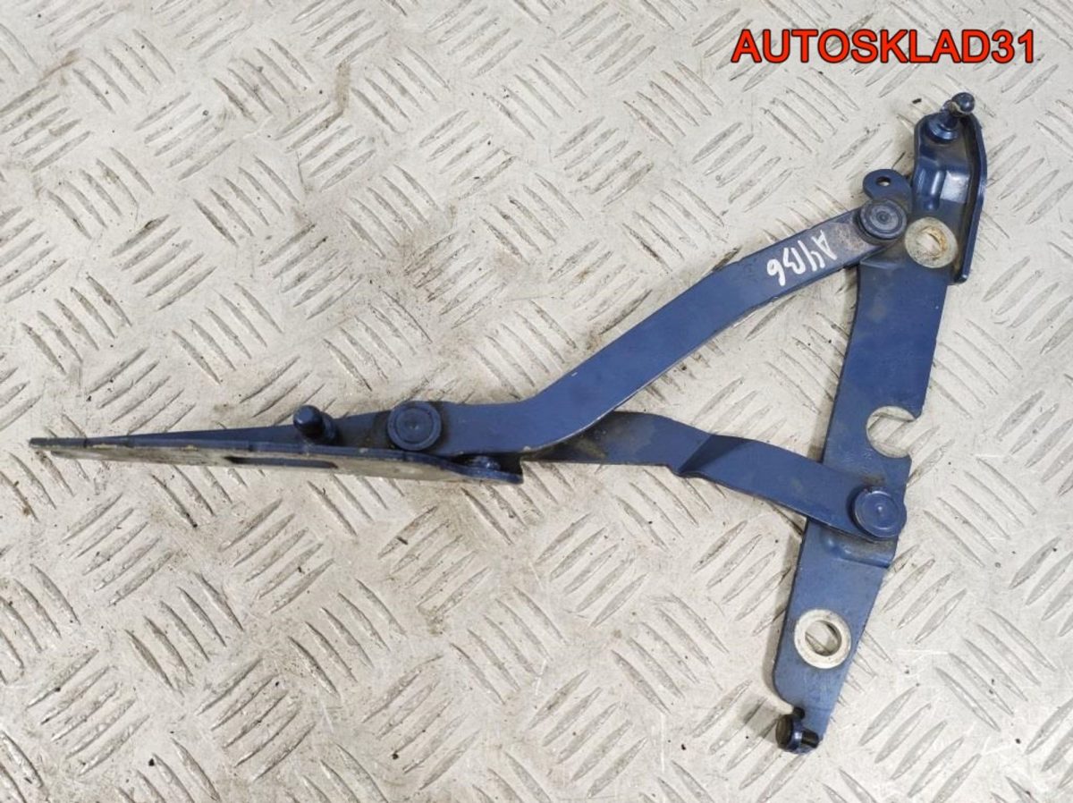 Петля крышки багажника правая Audi A4 B7 8E5827302 - АвтоСклад31.рф - авторазборка контрактные б/у запчасти в г. Белгород