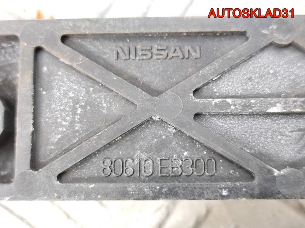 Кронштейн ручки двери перед правой Nissan Qashqai - АвтоСклад31.рф - авторазборка контрактные б/у запчасти в г. Белгород