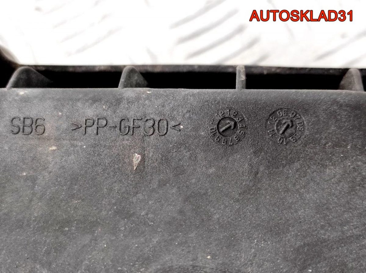 Корпус воздушного фильтра VW Polo BUD 036129611CD - АвтоСклад31.рф - авторазборка контрактные б/у запчасти в г. Белгород