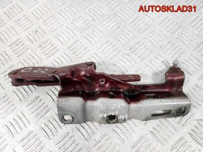 Петля капота левая Mercedes Benz W203 A2038800328 - АвтоСклад31.рф - авторазборка контрактные б/у запчасти в г. Белгород