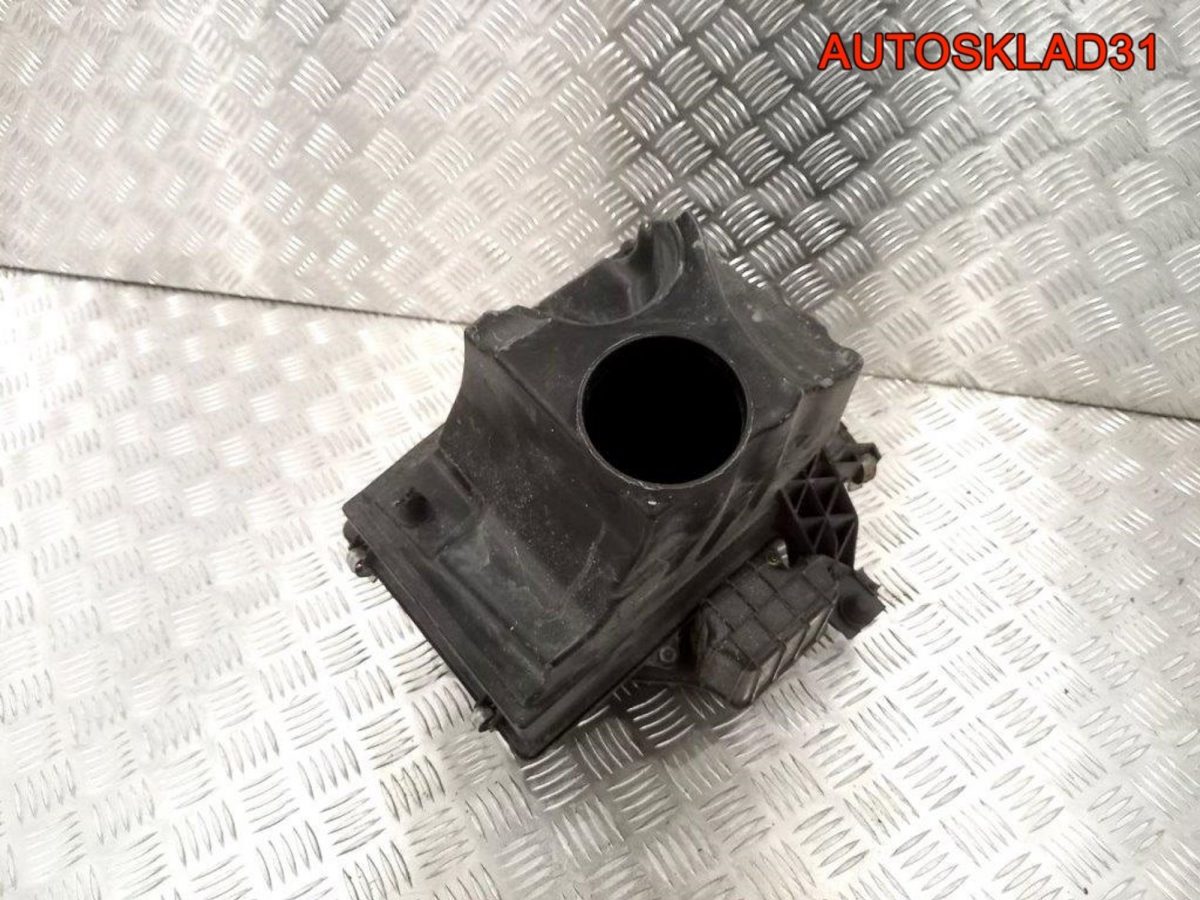 Корпус воздушного фильтра Mazda 3 BK LF5013320B - АвтоСклад31.рф - авторазборка контрактные б/у запчасти в г. Белгород