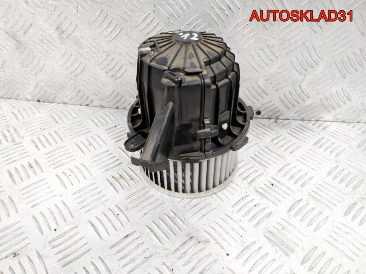 Моторчик отопителя Audi A4 B8 8T1820021 - АвтоСклад31.рф - авторазборка контрактные б/у запчасти в г. Белгород