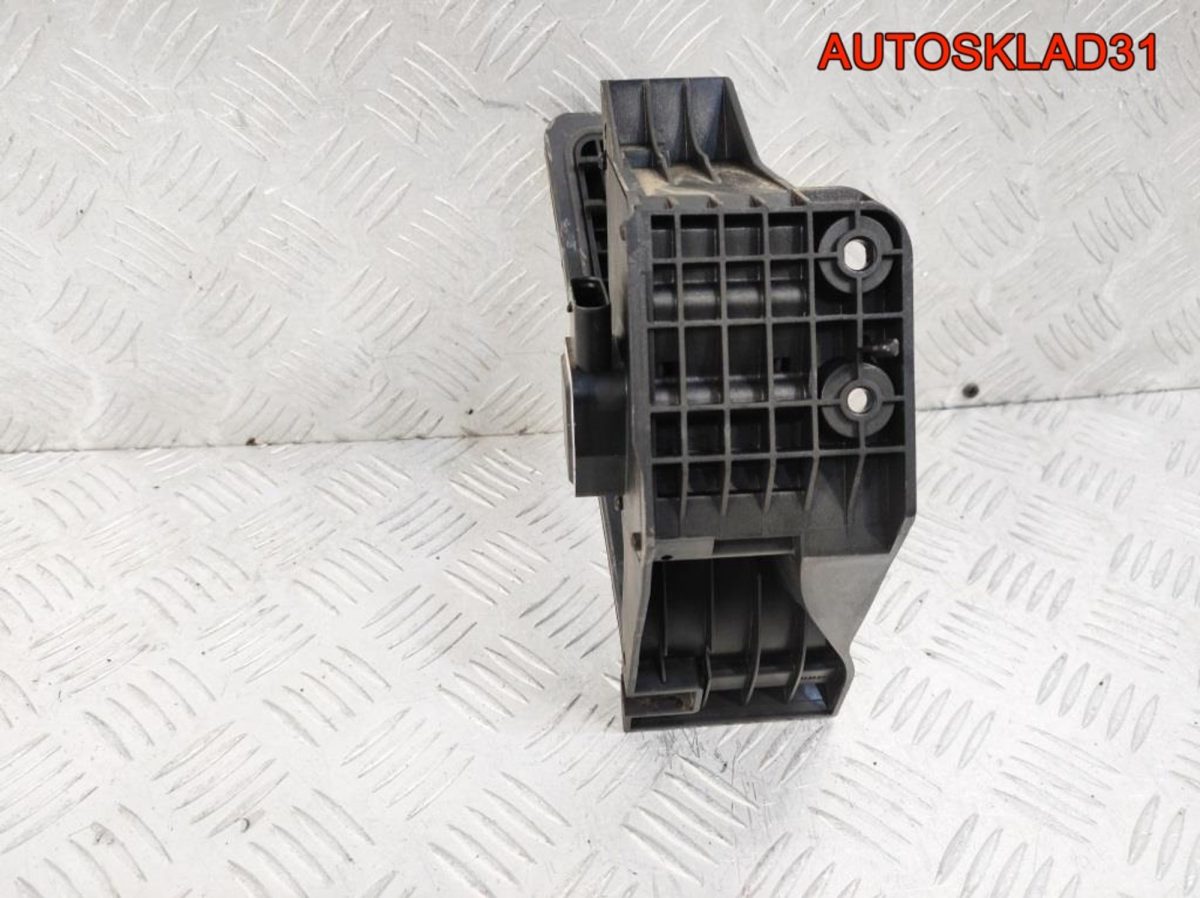 Педаль газа Mercedes-Benz GLK X204 A2043000504 - АвтоСклад31.рф - авторазборка контрактные б/у запчасти в г. Белгород