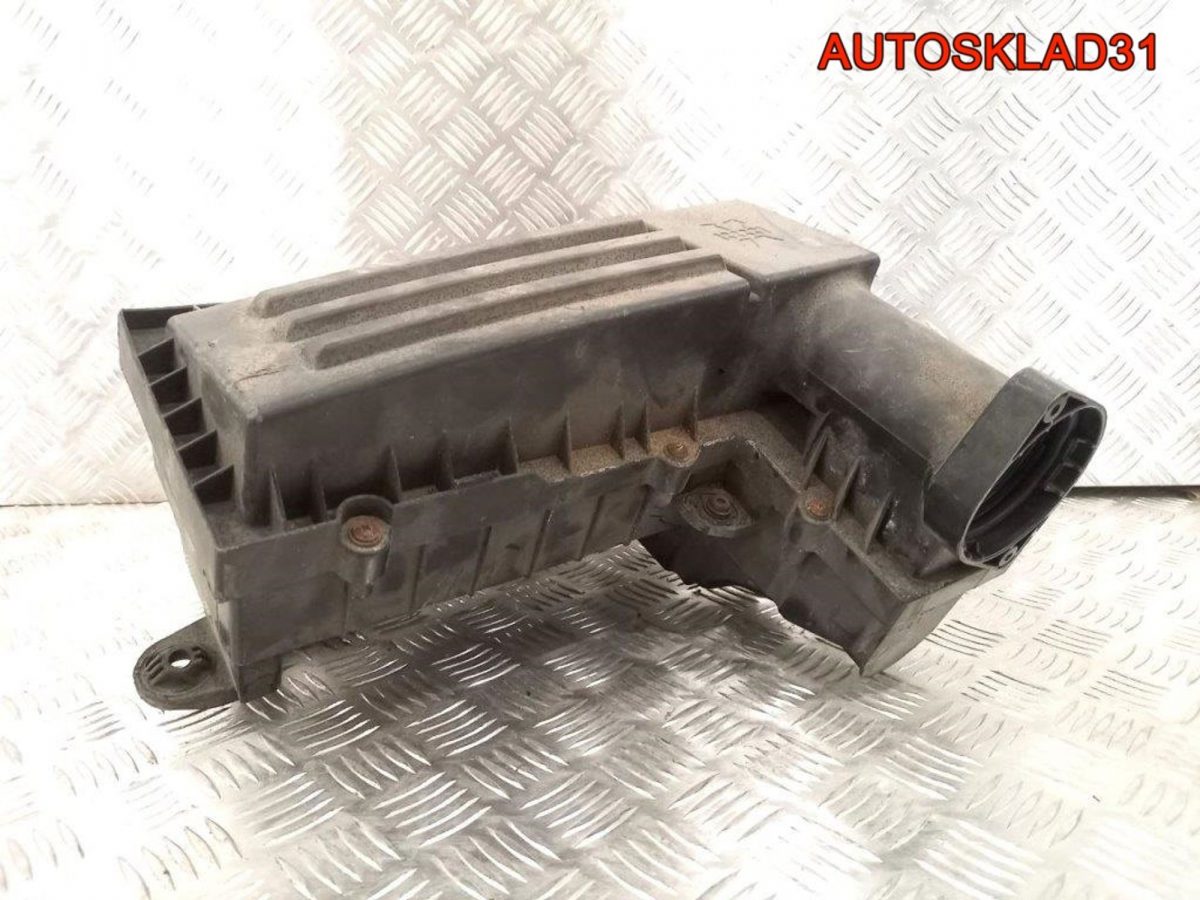 Корпус воздушного фильтра VW Passat B6 3C0129607AF - АвтоСклад31.рф - авторазборка контрактные б/у запчасти в г. Белгород