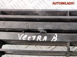 Решетка радиатора Opel Vectra B 90505722 - АвтоСклад31.рф - авторазборка контрактные б/у запчасти в г. Белгород