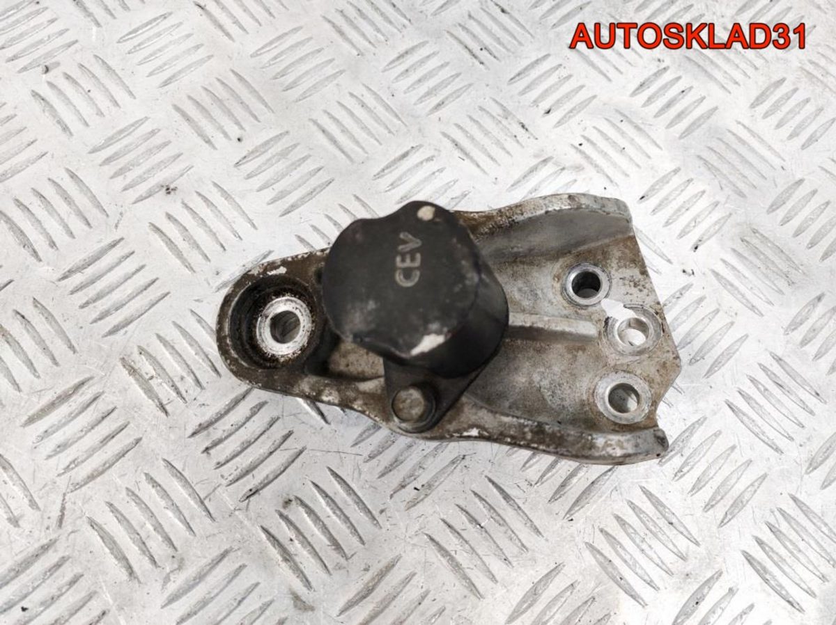 Кронштейн двигателя правый Hyundai Getz 1,1 G4HG - АвтоСклад31.рф - авторазборка контрактные б/у запчасти в г. Белгород