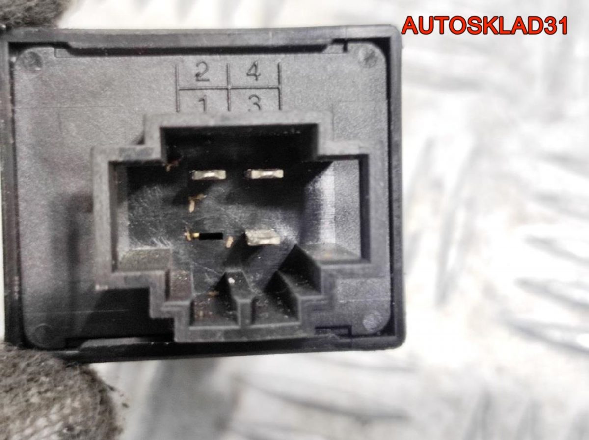 Реле подушек безопасности Skoda Fabia 2 5J0959631A - АвтоСклад31.рф - авторазборка контрактные б/у запчасти в г. Белгород