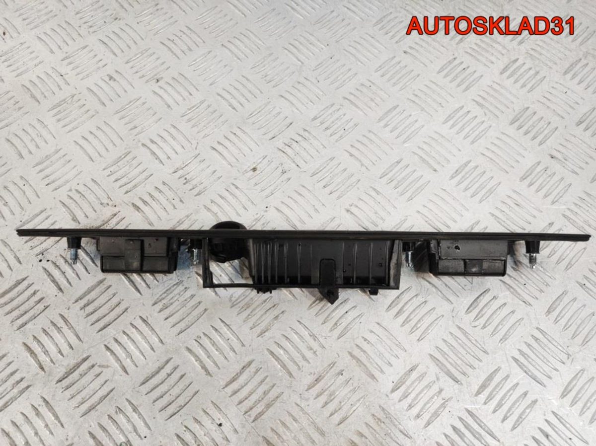 Накладка крышки багажника Audi A6 C6 8E0827574C - АвтоСклад31.рф - авторазборка контрактные б/у запчасти в г. Белгород