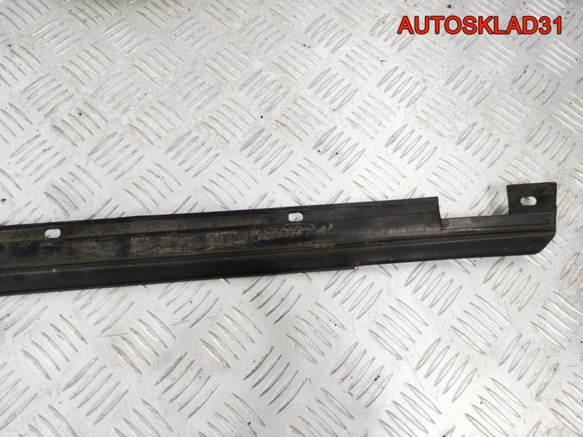 Накладка стекла переднего левого Audi A4 B5 - АвтоСклад31.рф - авторазборка контрактные б/у запчасти в г. Белгород