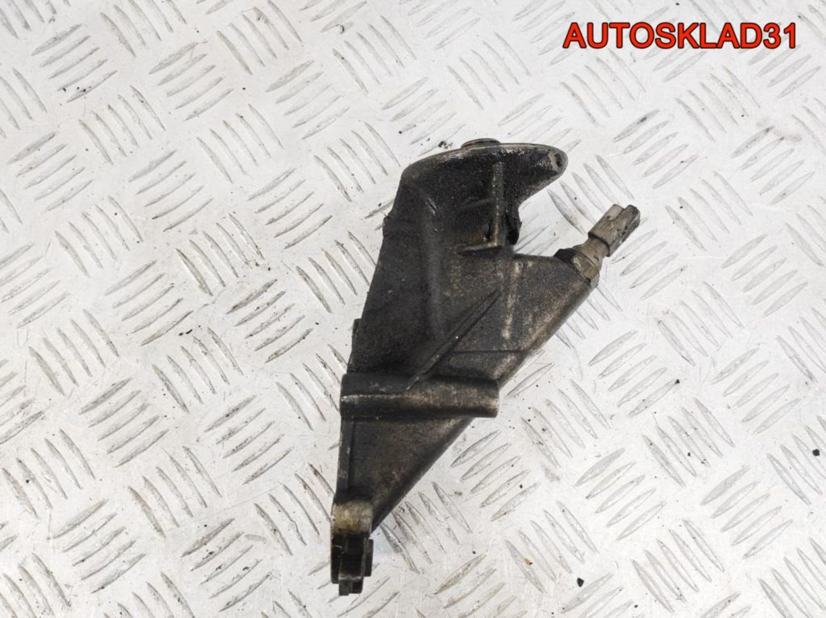 Кронштейн масляного фильтра Citroen C5 9632517010 - АвтоСклад31.рф - авторазборка контрактные б/у запчасти в г. Белгород