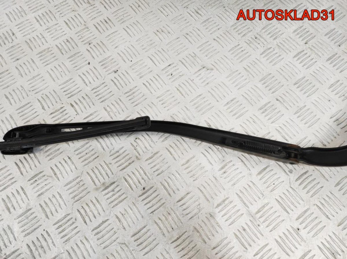 Поводок дворников правый BMW E90 61617171641 - АвтоСклад31.рф - авторазборка контрактные б/у запчасти в г. Белгород