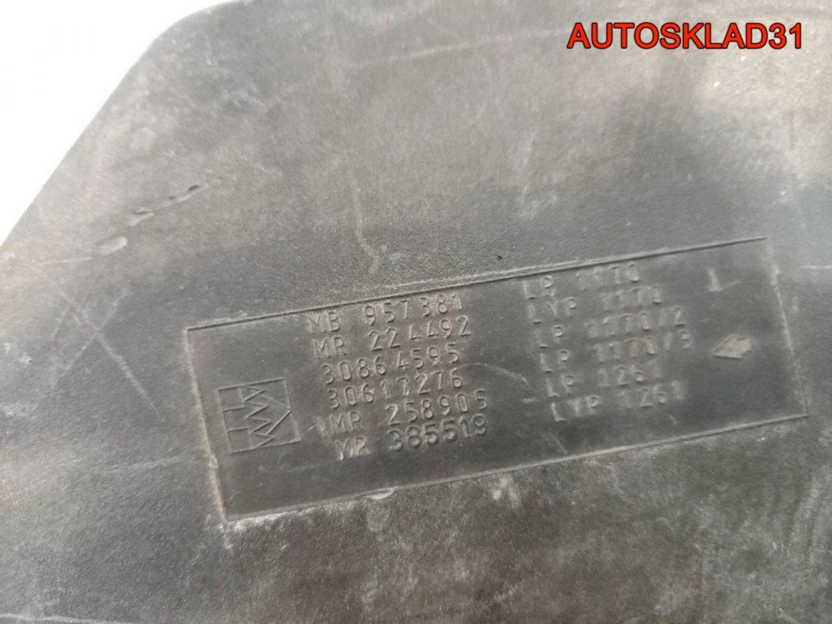 Корпус воздушного фильтра Mitsubishi Carisma 4G93 - АвтоСклад31.рф - авторазборка контрактные б/у запчасти в г. Белгород