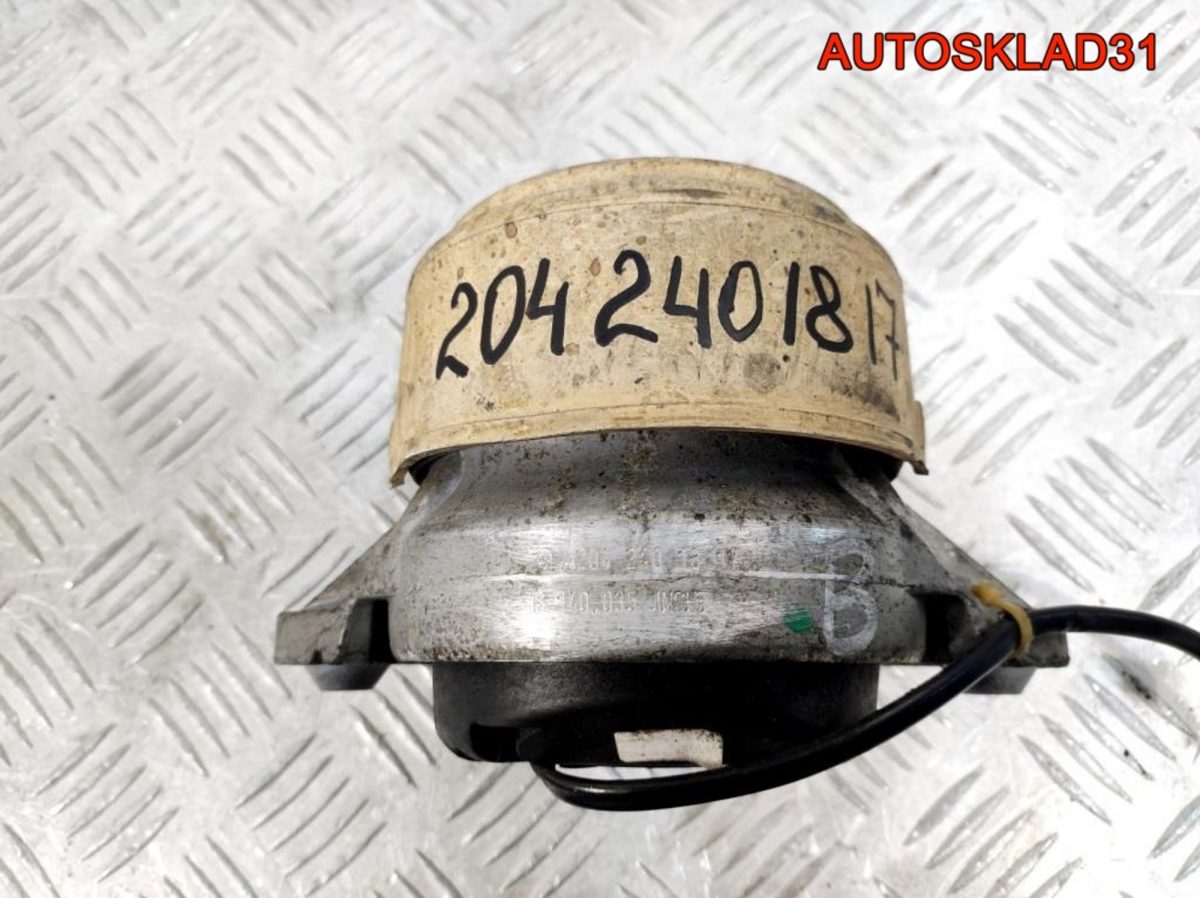 Опора двигателя левая Mercedes X204 A2042401817 - АвтоСклад31.рф - авторазборка контрактные б/у запчасти в г. Белгород
