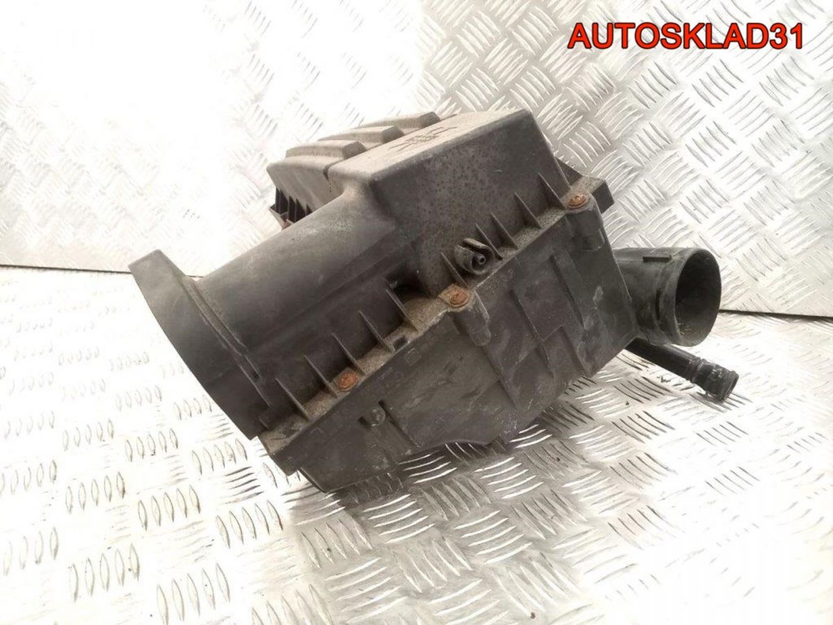 Корпус воздушного фильтра VW Passat B6 3C0129607AF - АвтоСклад31.рф - авторазборка контрактные б/у запчасти в г. Белгород