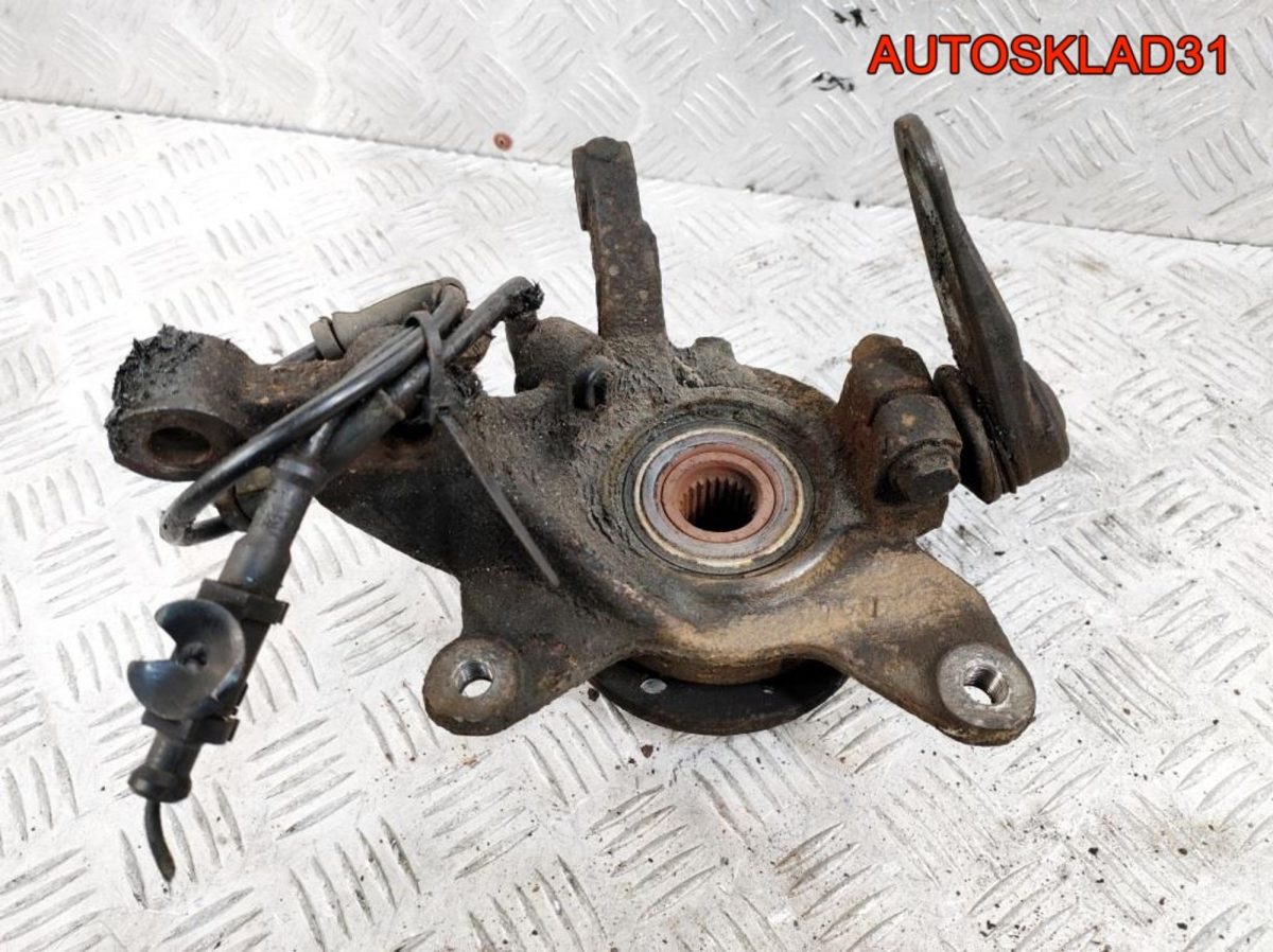 Кулак поворотный передний правый Renault Scenic 1 - АвтоСклад31.рф - авторазборка контрактные б/у запчасти в г. Белгород