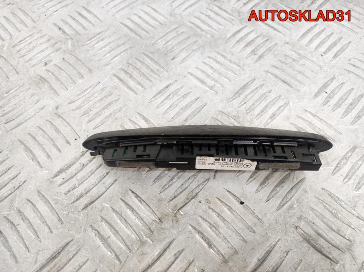Индикатор парковки Mercedes GLK X204 A0015424723 - АвтоСклад31.рф - авторазборка контрактные б/у запчасти в г. Белгород