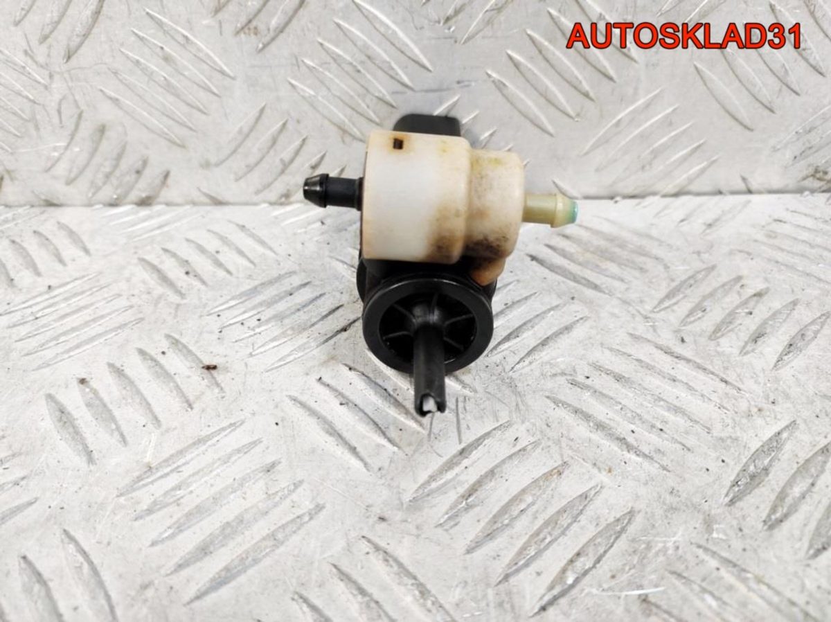 Насос омывателя Volkswagen Passat B6 1T0955651A - АвтоСклад31.рф - авторазборка контрактные б/у запчасти в г. Белгород