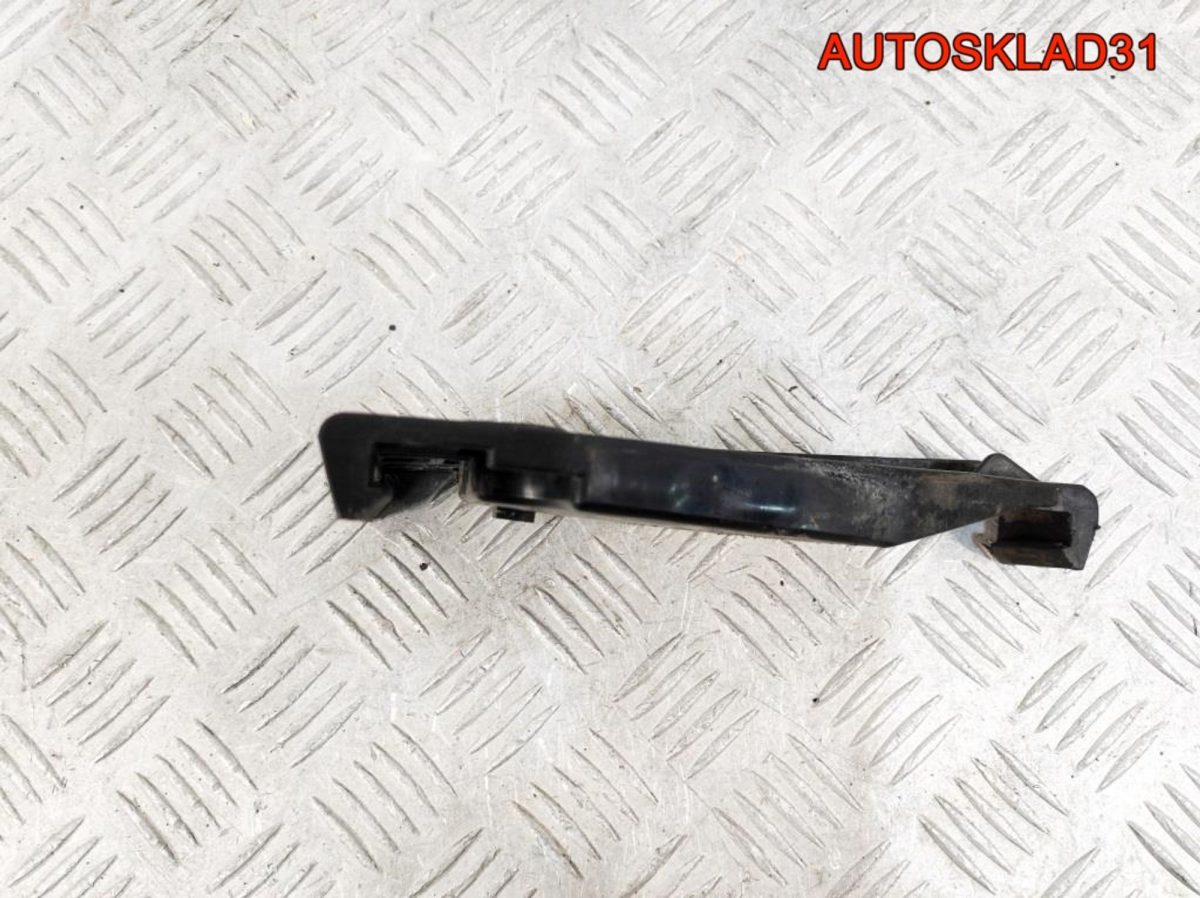 Направляющая переднего бампера правая Audi A4 B5 - АвтоСклад31.рф - авторазборка контрактные б/у запчасти в г. Белгород