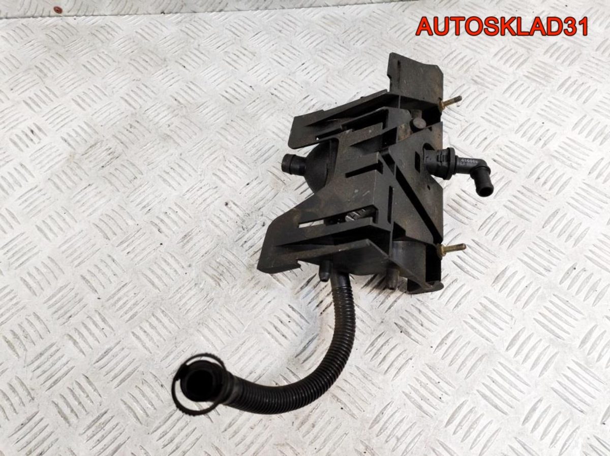 Кронштейн впускного коллектора BMW E46 7500673 - АвтоСклад31.рф - авторазборка контрактные б/у запчасти в г. Белгород
