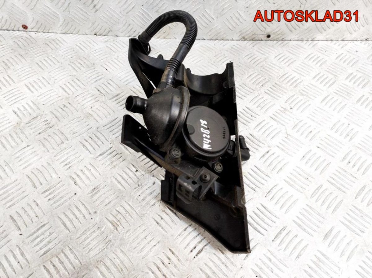 Кронштейн впускного коллектора BMW E46 7500673 - АвтоСклад31.рф - авторазборка контрактные б/у запчасти в г. Белгород