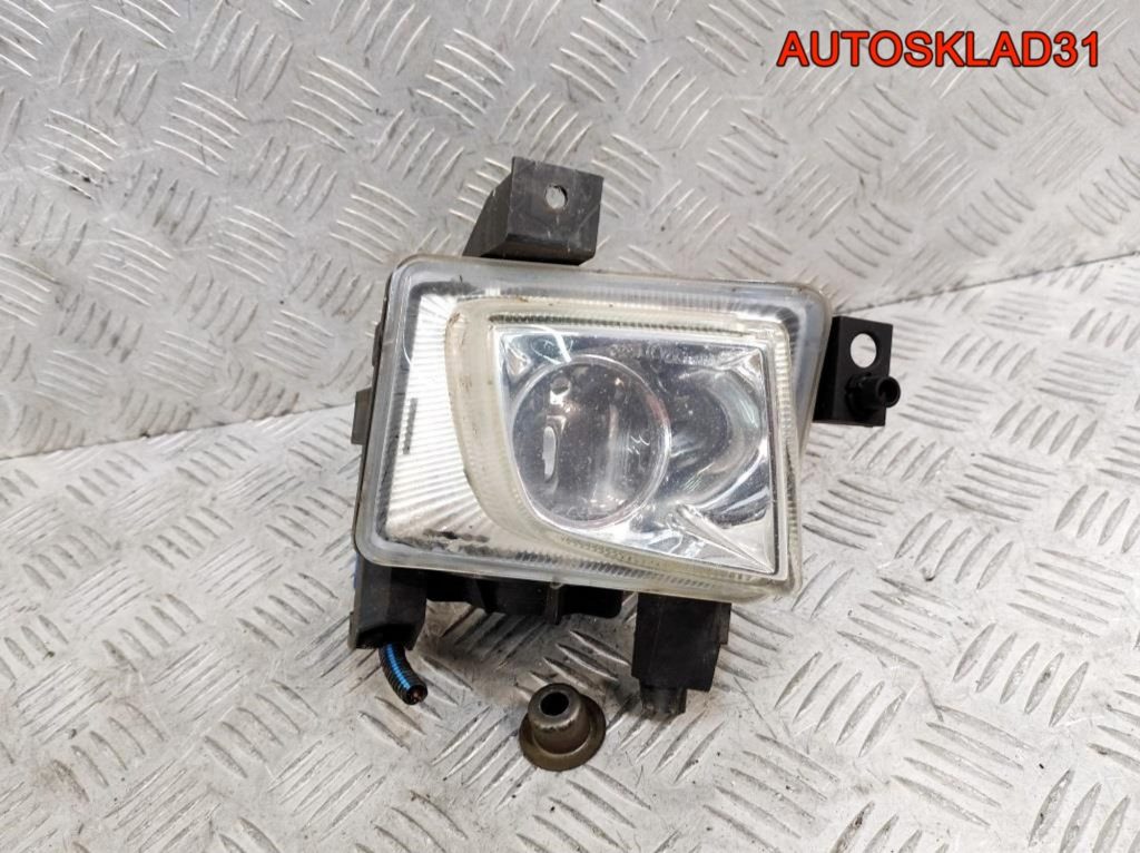 Фара противотуманная правая Opel Vectra C 09185795 - АвтоСклад31.рф - авторазборка контрактные б/у запчасти в г. Белгород Фара противотуманная правая Opel Vectra C 09185795 - АвтоСклад31.рф - авторазборка контрактные б/у запчасти в г. Белгород